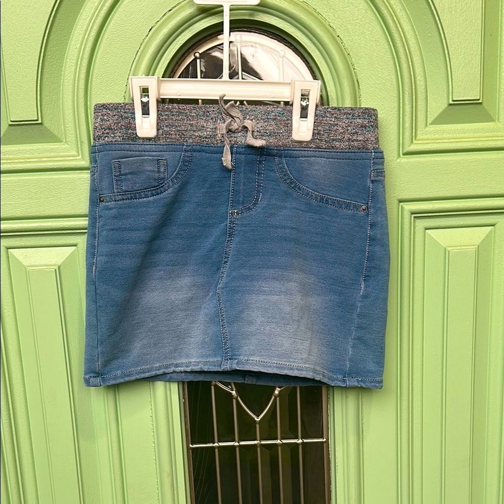 Crown & Ivy Gray and Blue Skirt